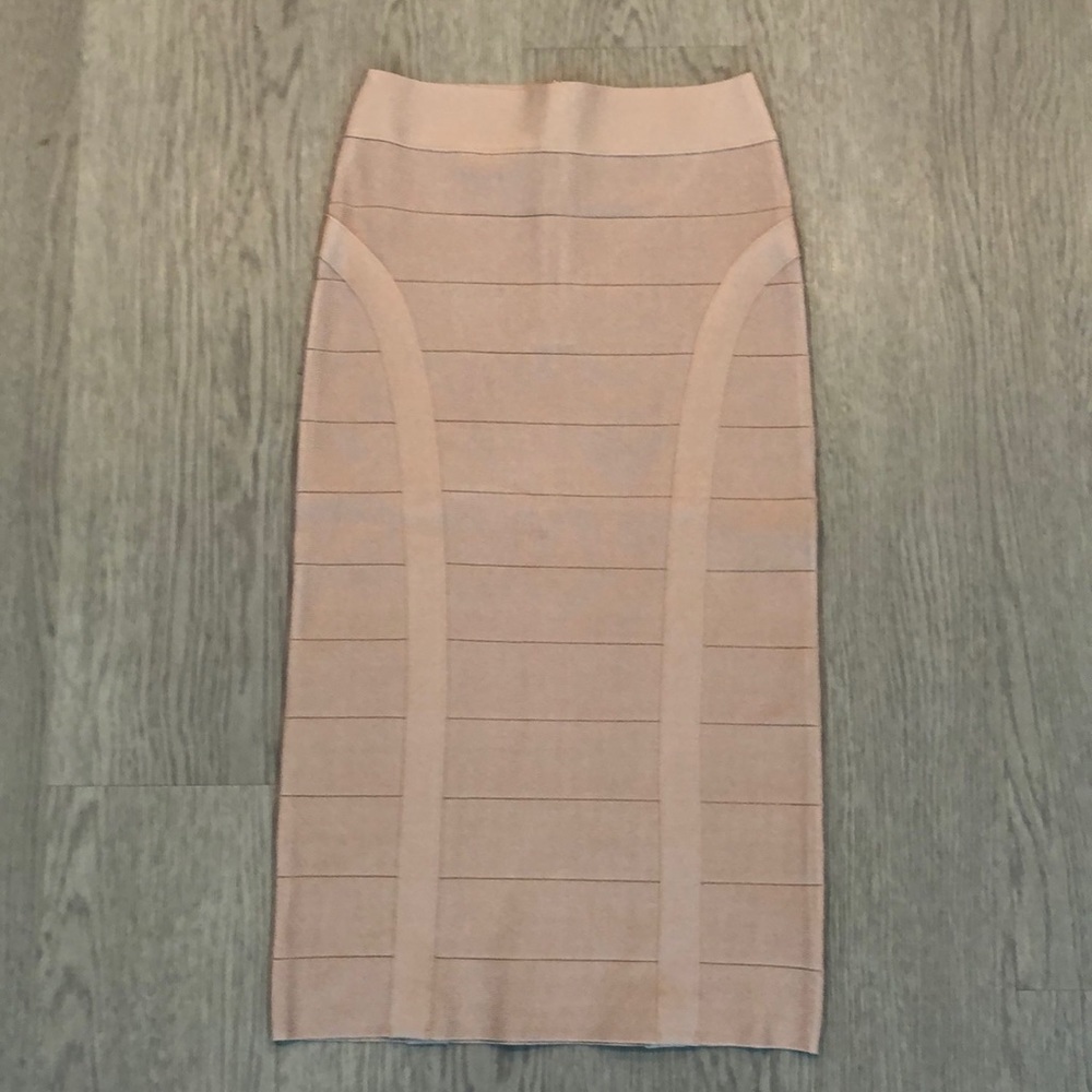 *NWT* Bebe bandage skirt